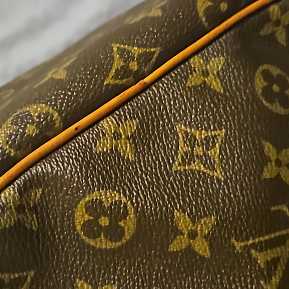 Vintage LV duffle - Picture 10 of 16